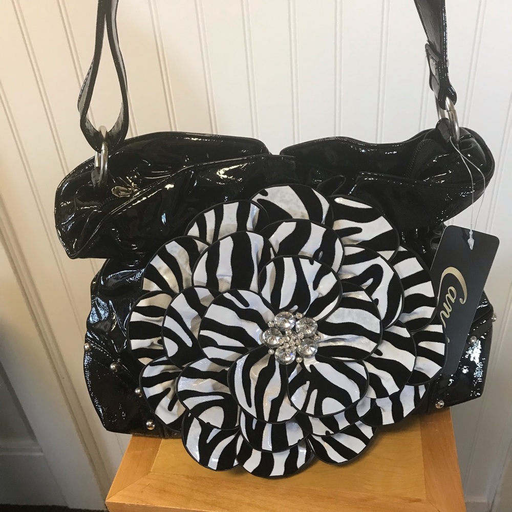 Candies Zebra Vegan Black Patent Shoulder Bag - Picture 4 of 8